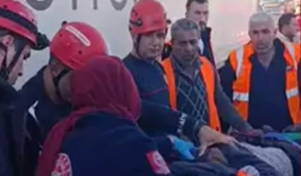 TIR'ın altında yaşamını yitirdi