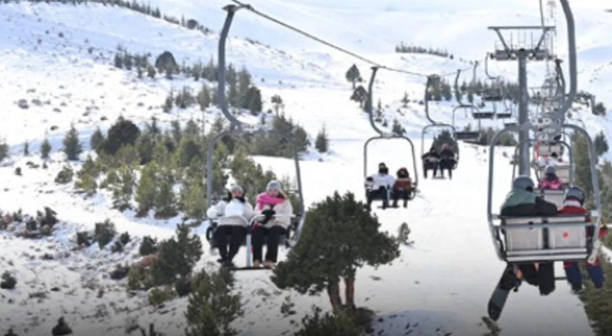 &Uuml;cretsiz seferlerle Davraz&rsquo;a gittiler