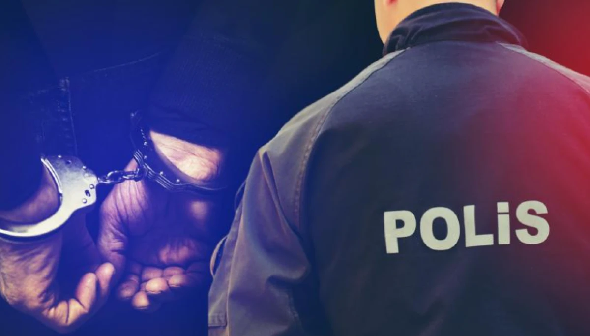 &Uuml;sk&uuml;dar Belediyesi'ne usuls&uuml;zl&uuml;k operasyonu: 20 g&ouml;zaltı