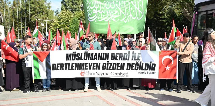 Yüzlerce Ispartalı İsrail'e Tepki Gösterdi